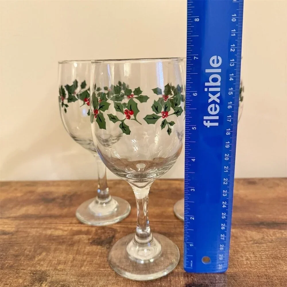 Vintage Holly Berry Wine Goblets Set of 3 Christmas Collection